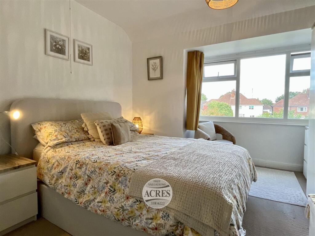 image00023 (Large).jpg