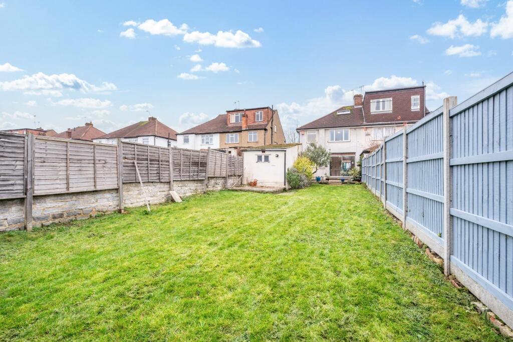 MORTIMER CRESCENT (18).jpg