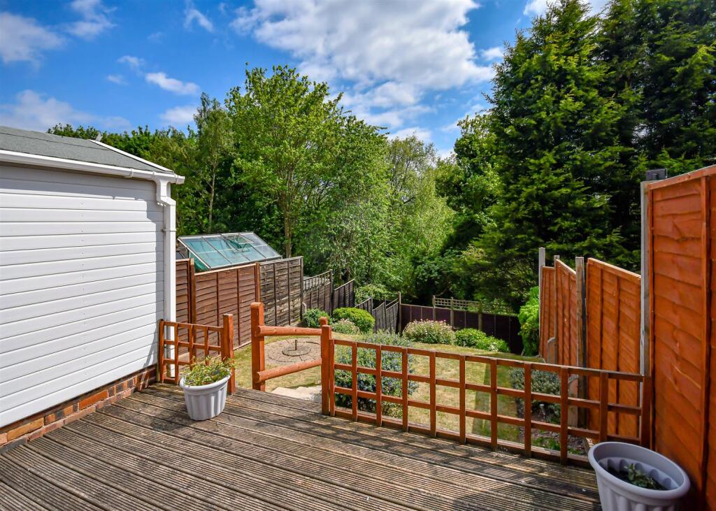 44 Sandringham Road-External.jpg