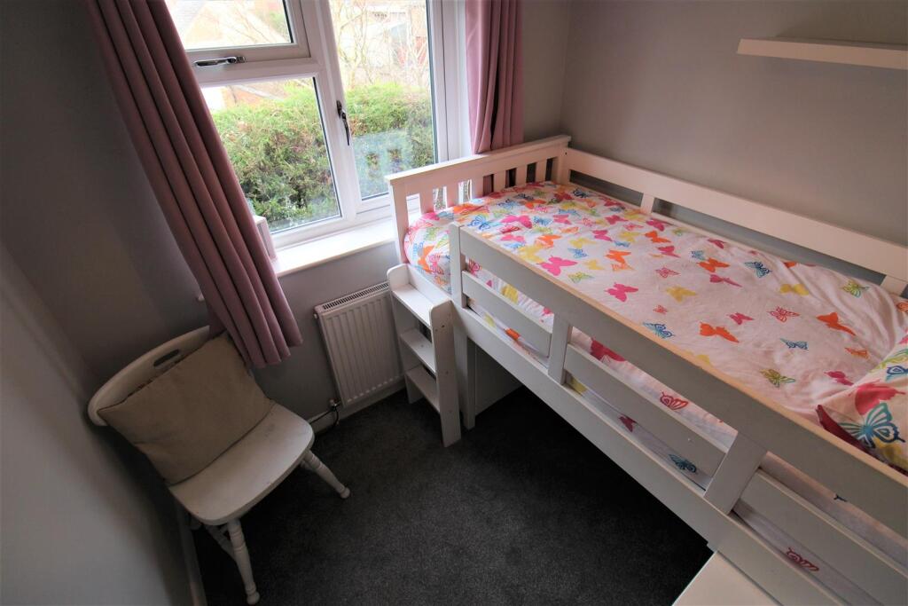 BEDROOM 2