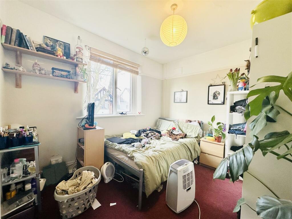 Bedroom 5