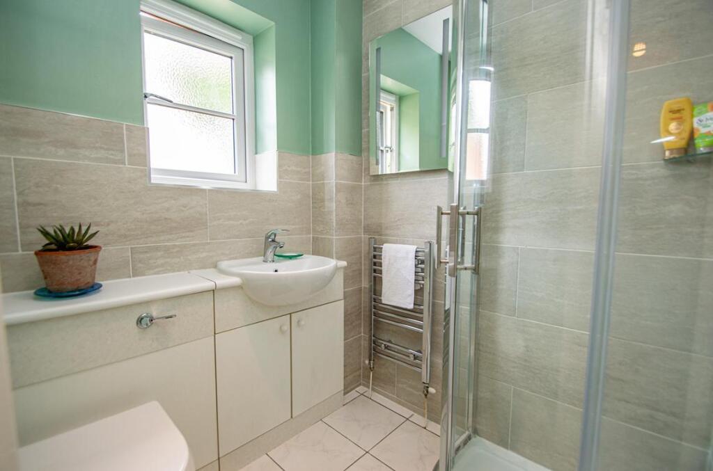 Ensuite