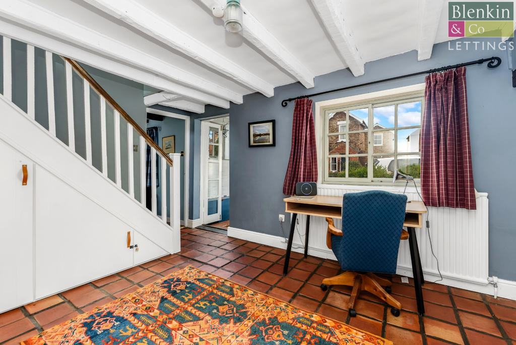 Entrance / Home Office