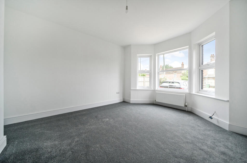 1316741-4-685bcee...