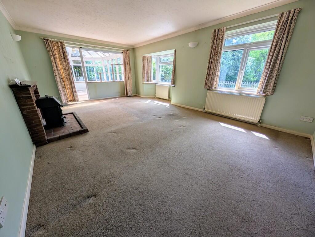 PXL_20250508_1030...