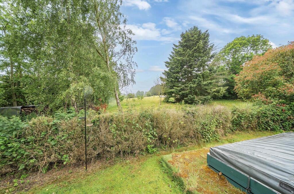 1301860-25-684236...