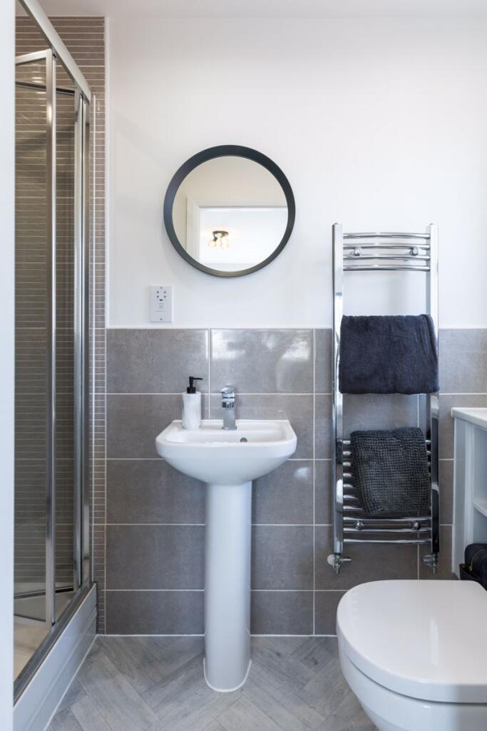 Ensuite