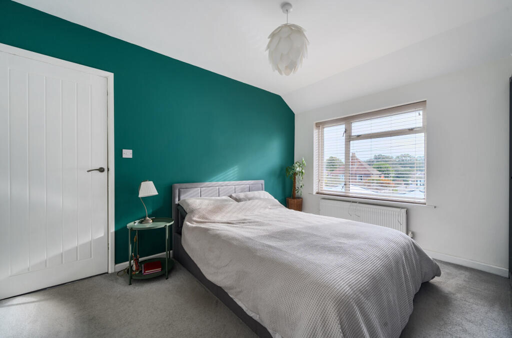 1360068-28-68dd0b...