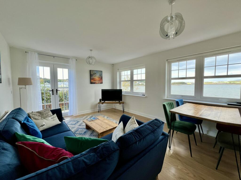 3 Callanders Close, Garlieston - Williamson and He