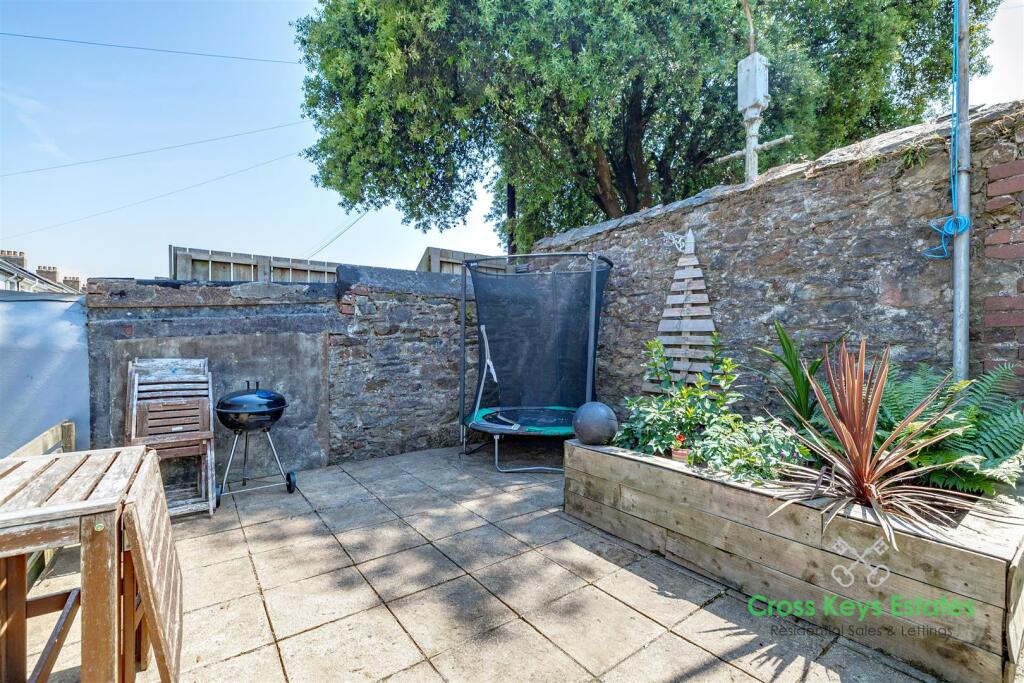 Enclosed Rear Garden