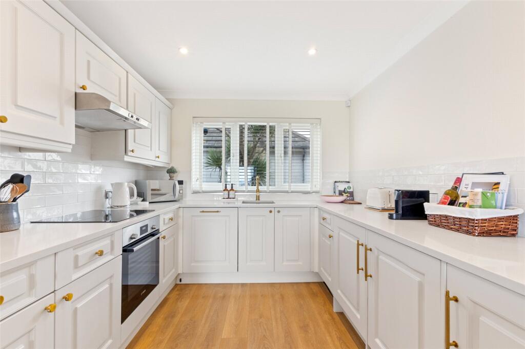Kitchen/Dining/Recep