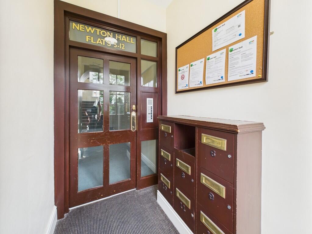 CAM02854G0-PR0401...