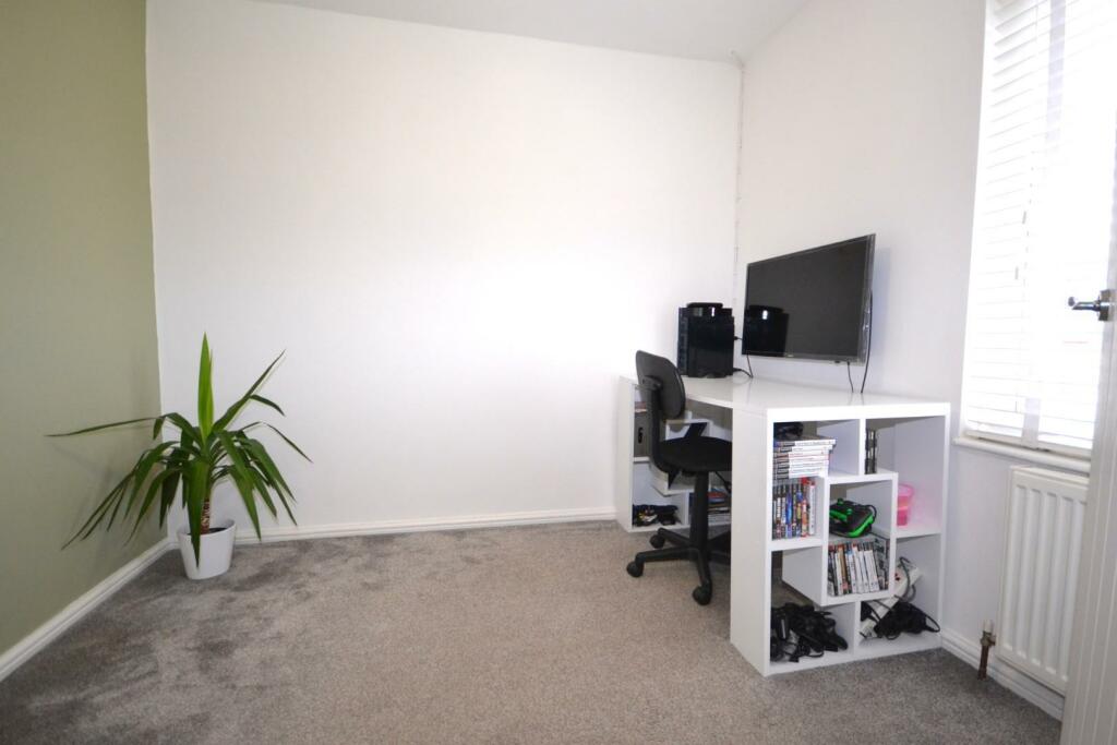 BEDROOM 3 ANGLE 2.JPG
