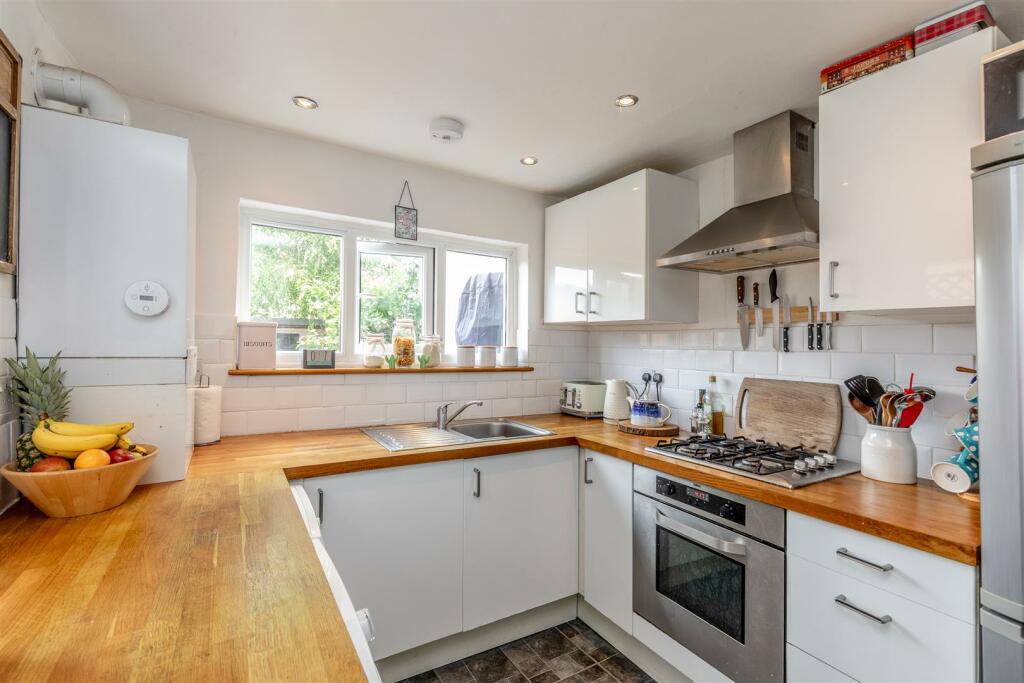 Ellicott Road, Bishopston Kitchen 2.jpg