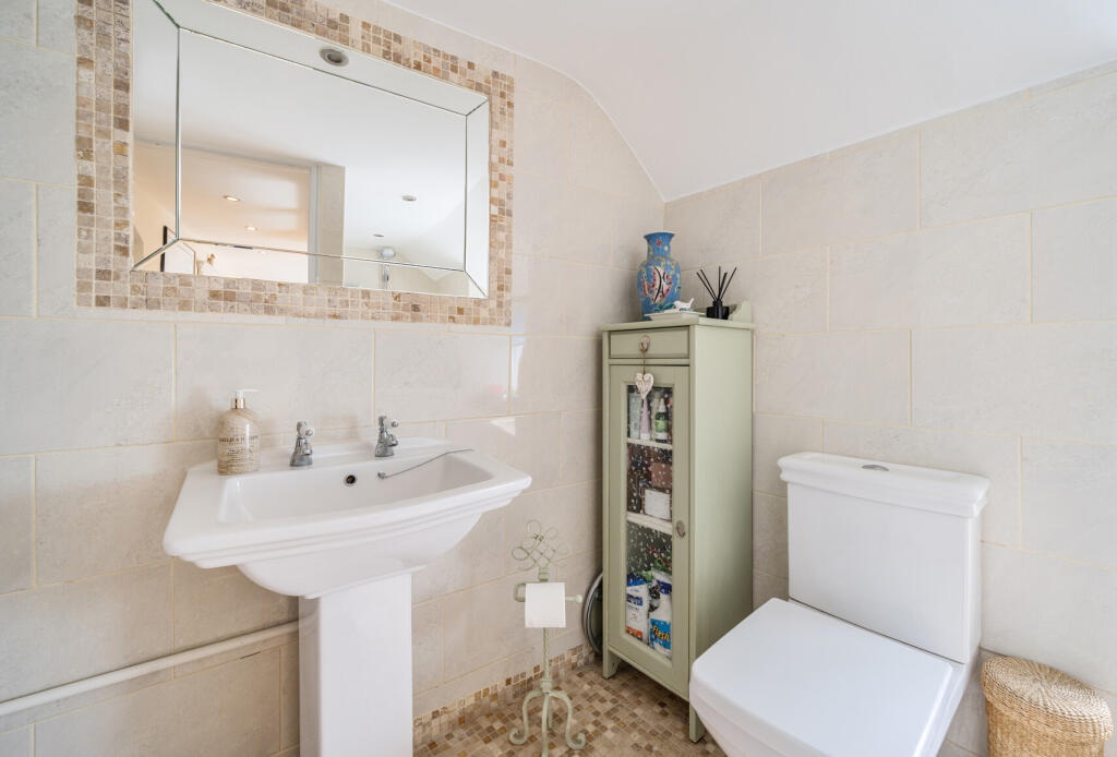 1345667-23-68ade3...