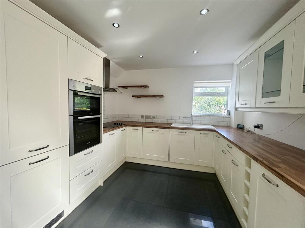 Kitchen.jpeg