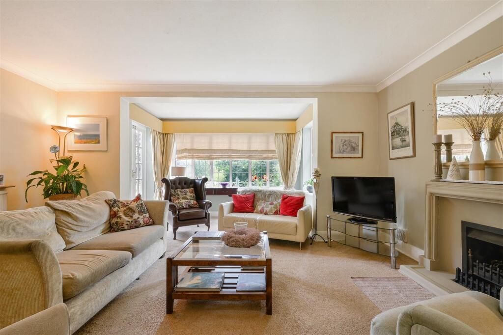 WILMERHATCH LANE (4).jpg