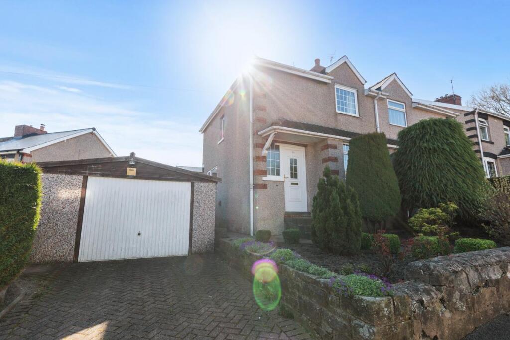 111 East Crescent (20 of 21).jpg