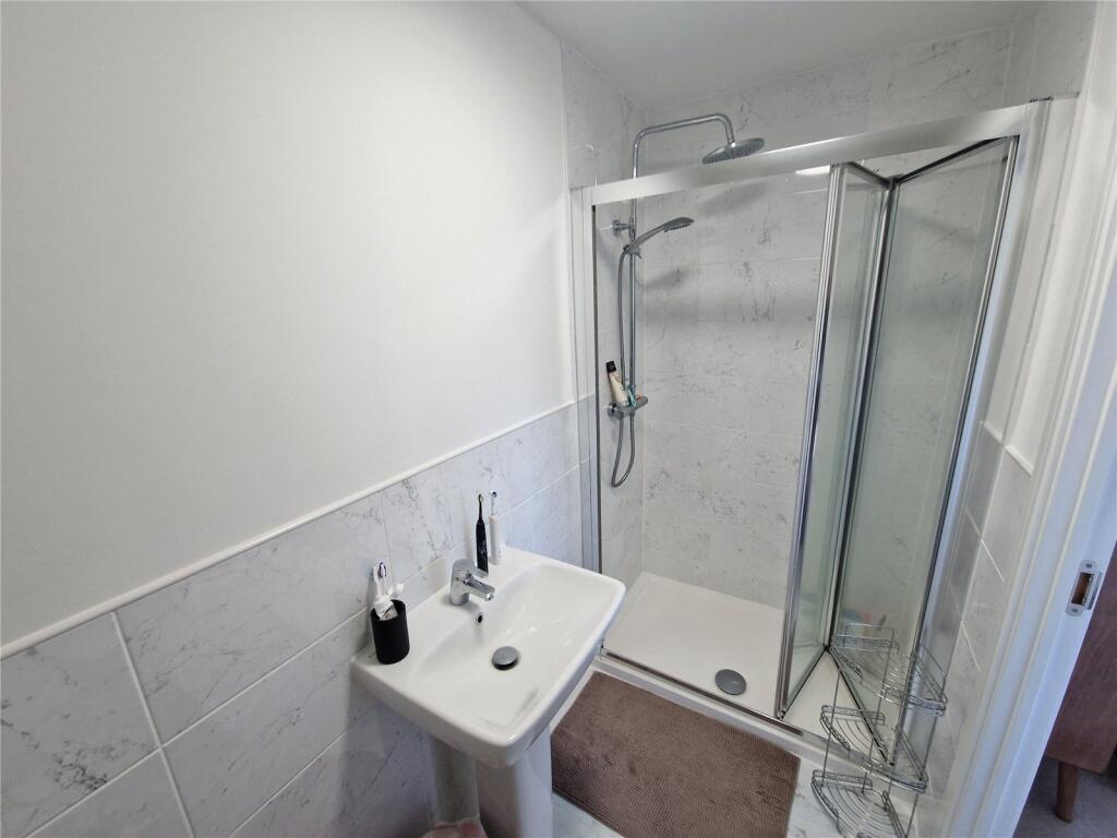 Ensuite Shower Room