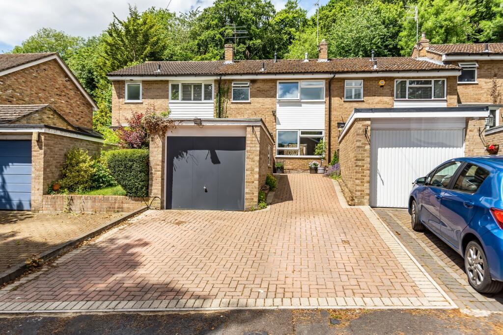 Cedar Drive, Marlow, SL7