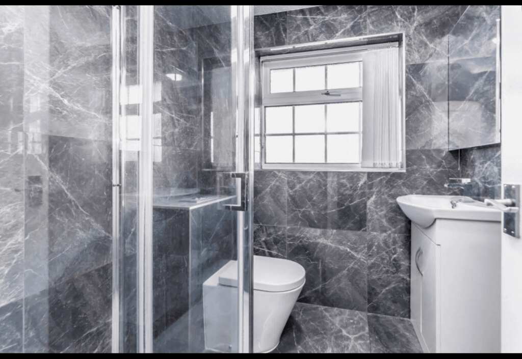 BATHROOM ONE