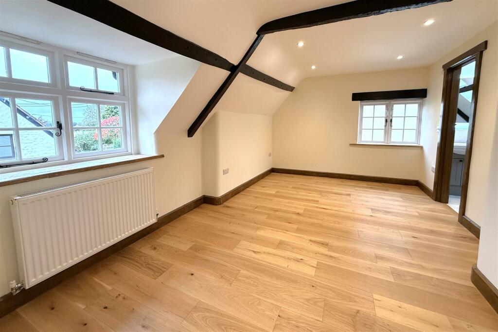 Bedroom 3.JPG