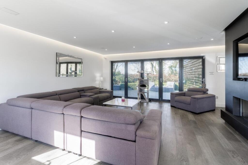 36 Belfry Lane 025.jpg