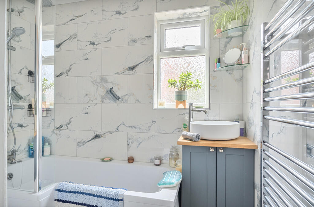 130618513684af456d8b89