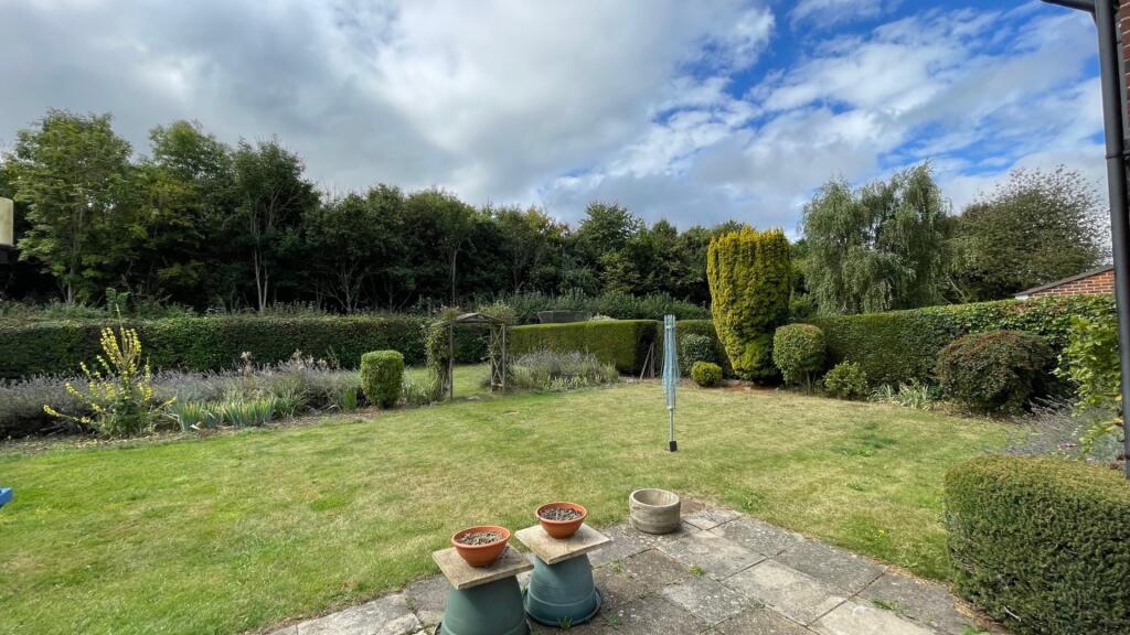 30003394-HR-10