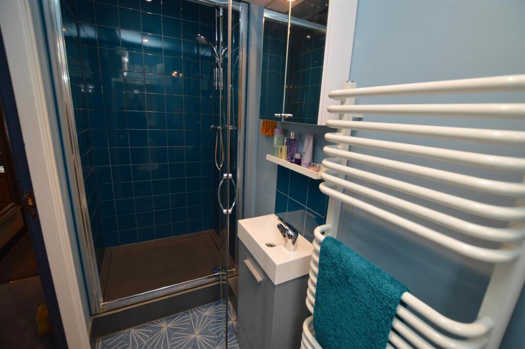En-suite shower room