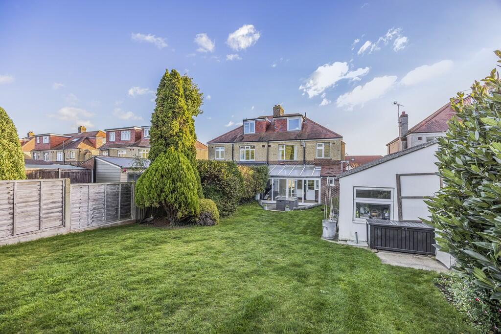 13 Grant Road, Fa...