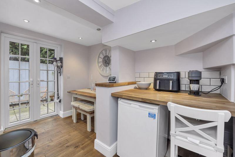 Kitchen/Breakfast Room