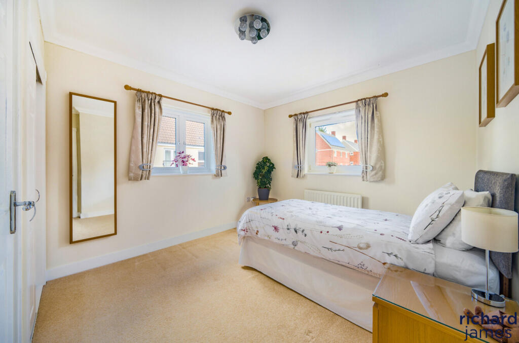 01b1eba3-c407-493...