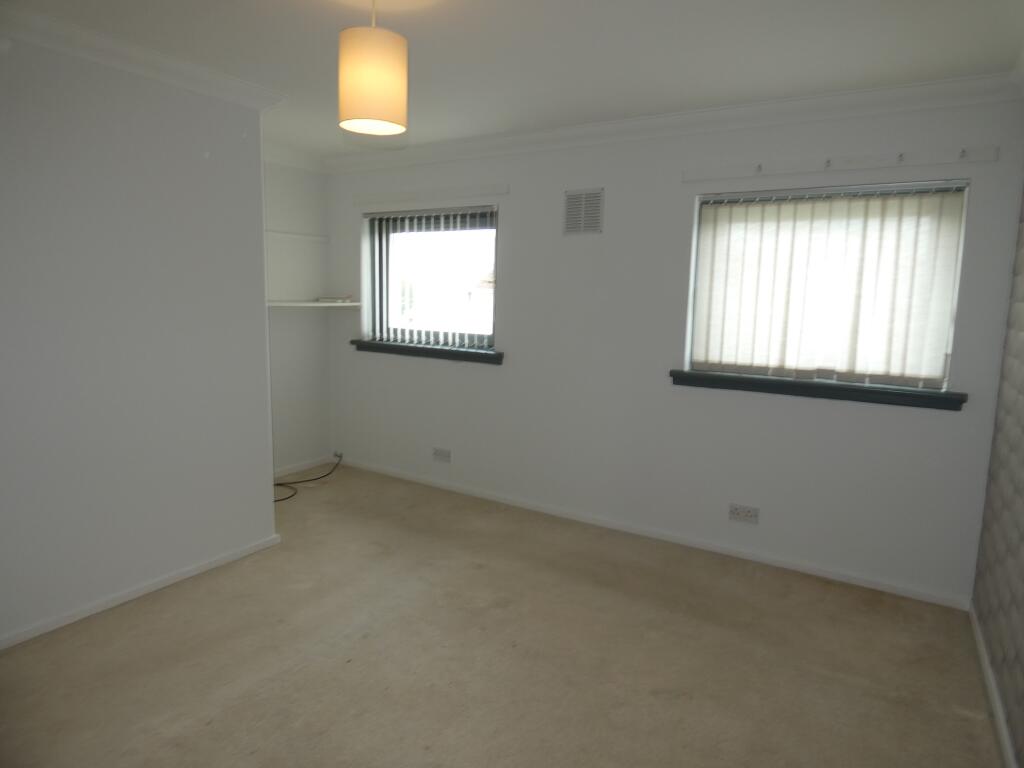 BEDROOM B