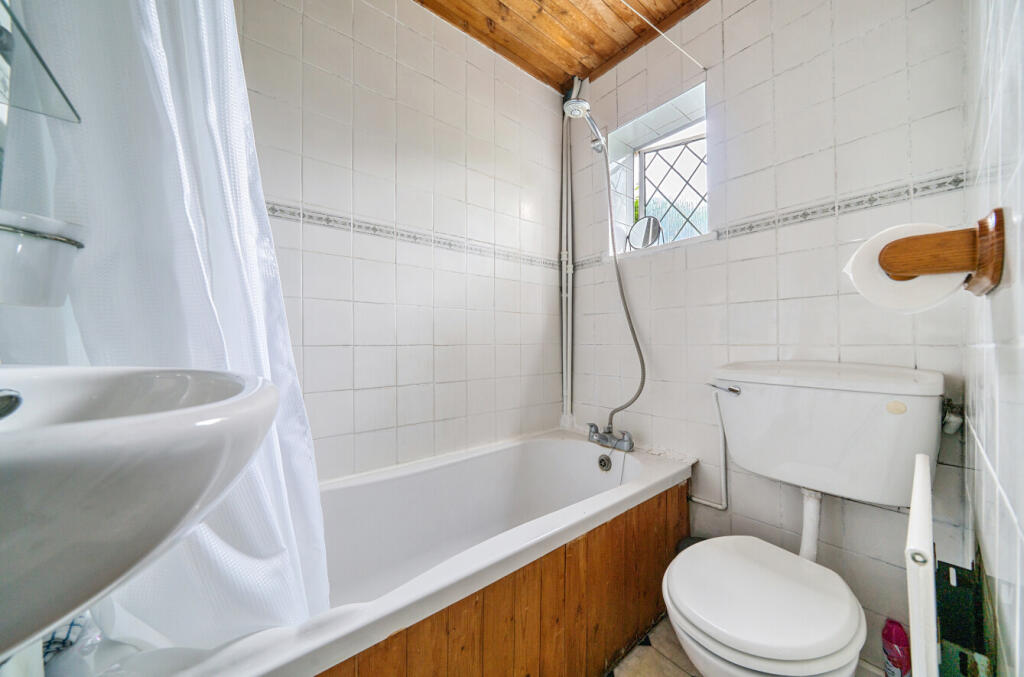 1284568-6-6836e1f...