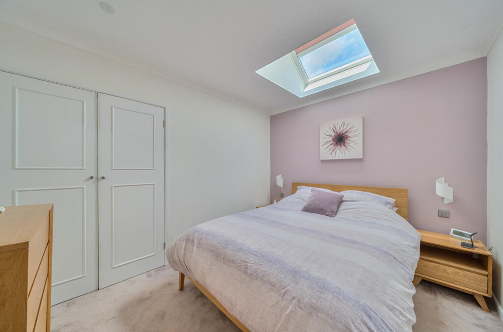 1296139-30-682f6b...