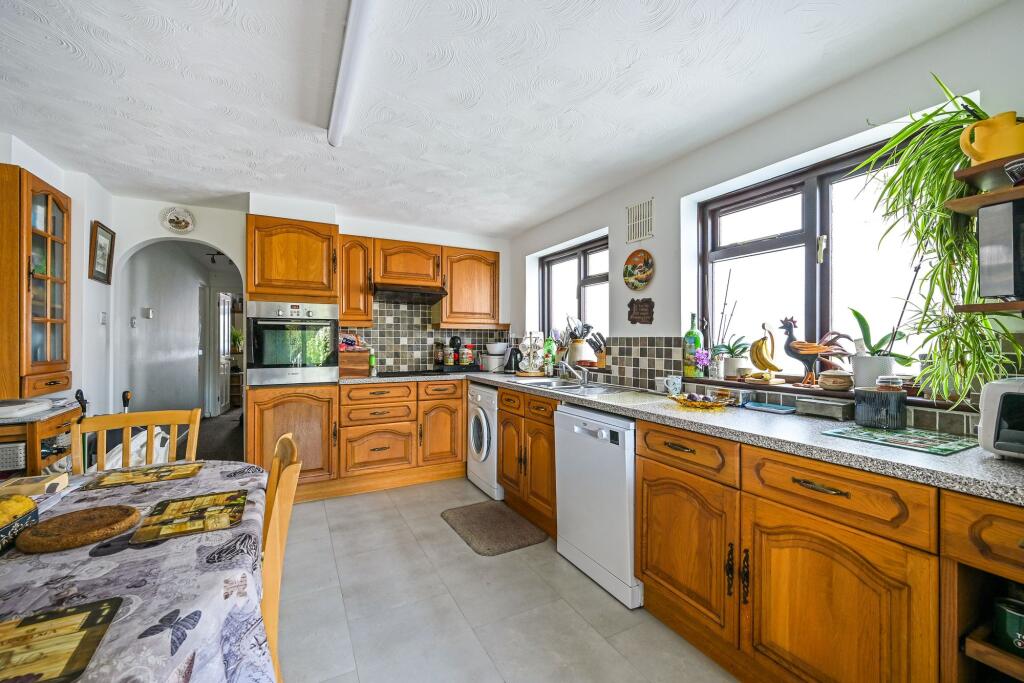 Kitchen 2