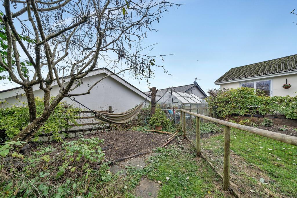 Greenmeadow, Machen, CF83