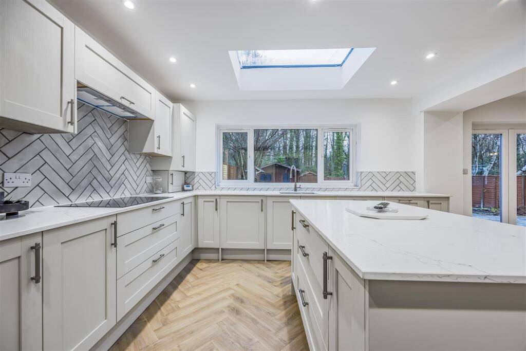 176 Hazelton Way, Horndean-PorticoMarketing-SoldBy