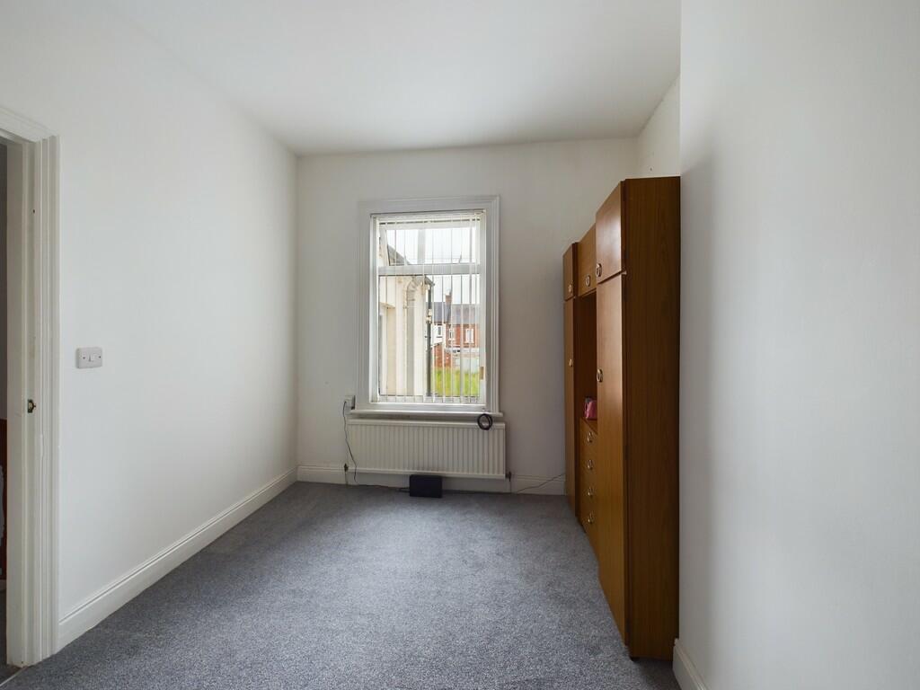 CAM01835G0-PR0052...