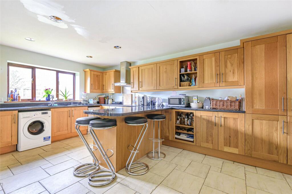 Kitchen/Breakfast