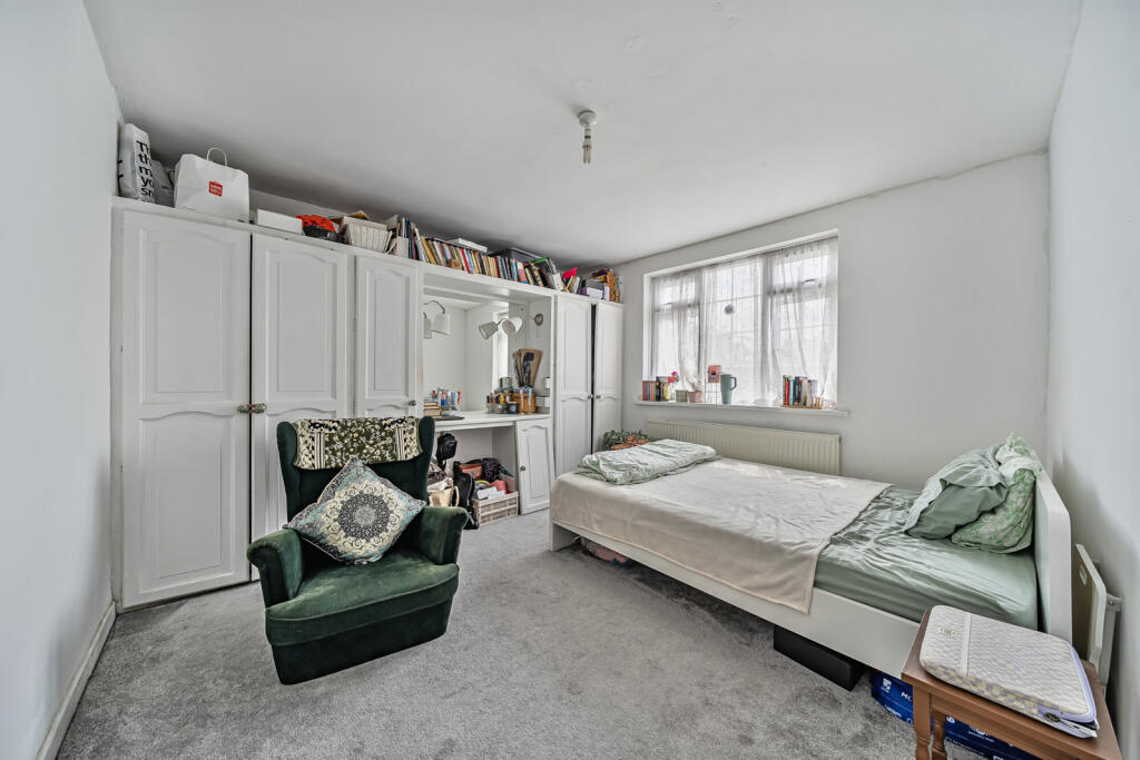 1303579-21-6849a7...