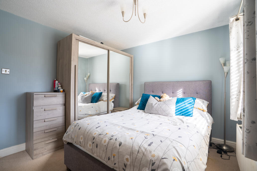 bedroom b