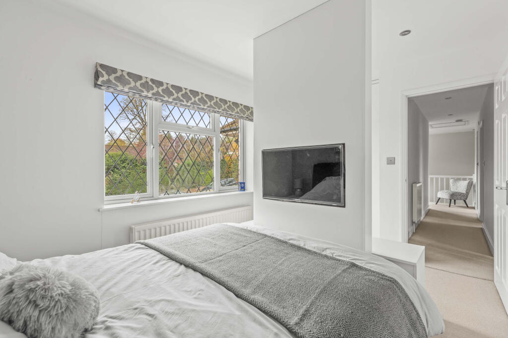 8 Spinfield Lane West, SL7 2DB (LOW RES)-6