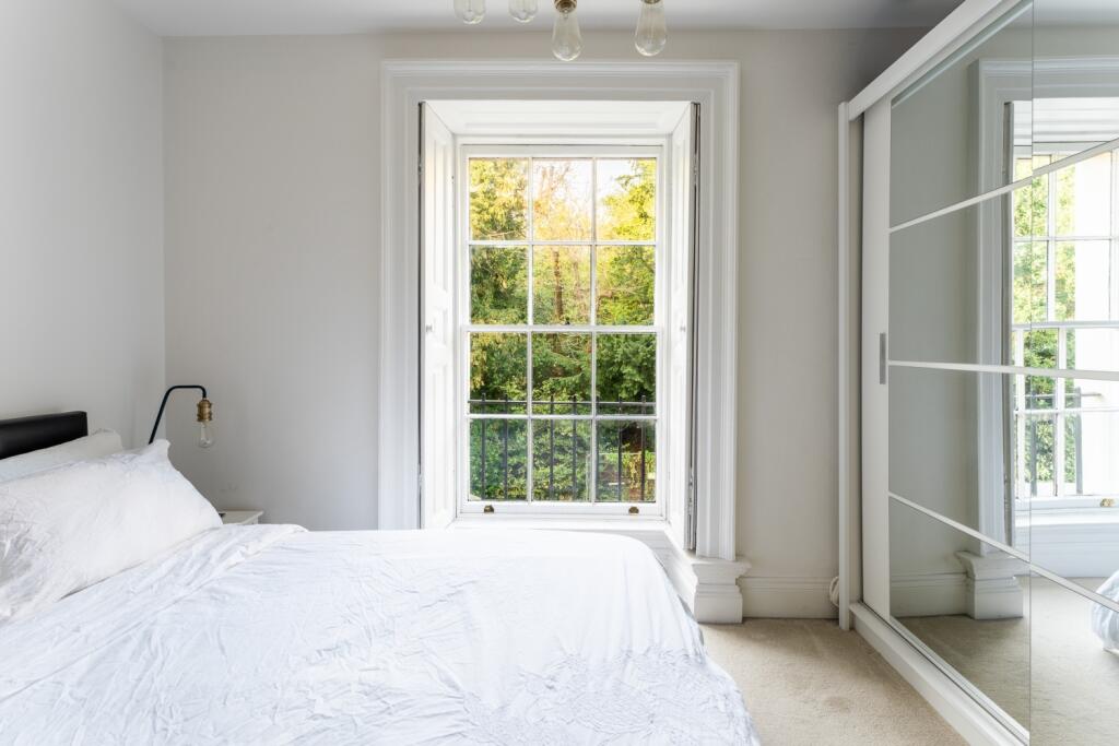 Principal bedroom