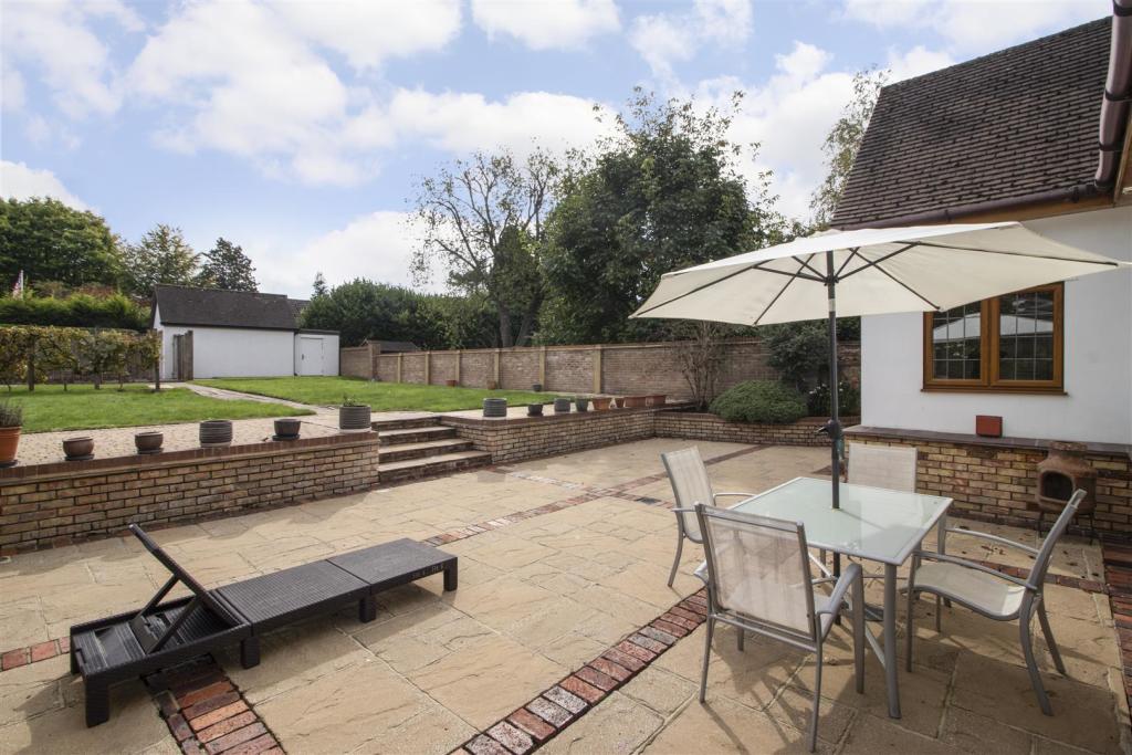 Terrace to Garden.jpg