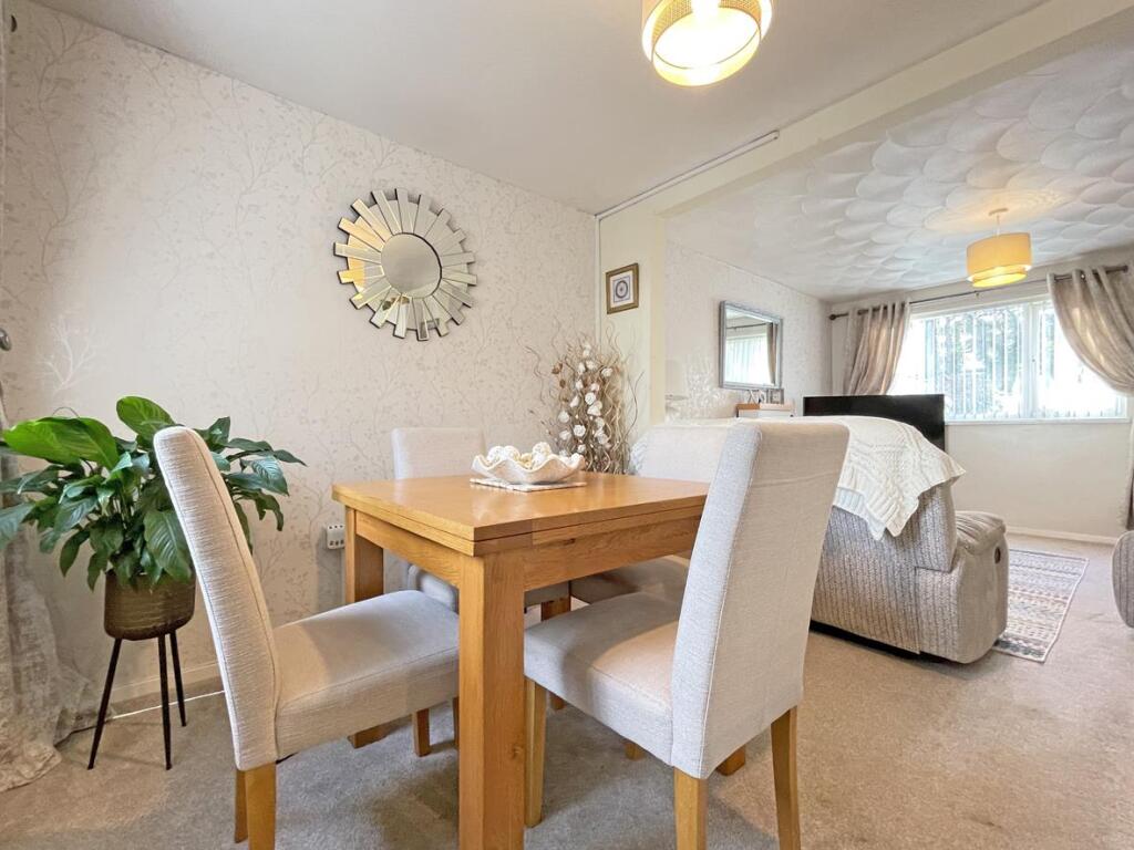 St Peters Road 80 - Dining Room.jpg