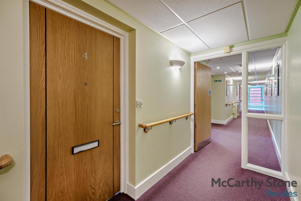 8662377-interior01-800.jpg