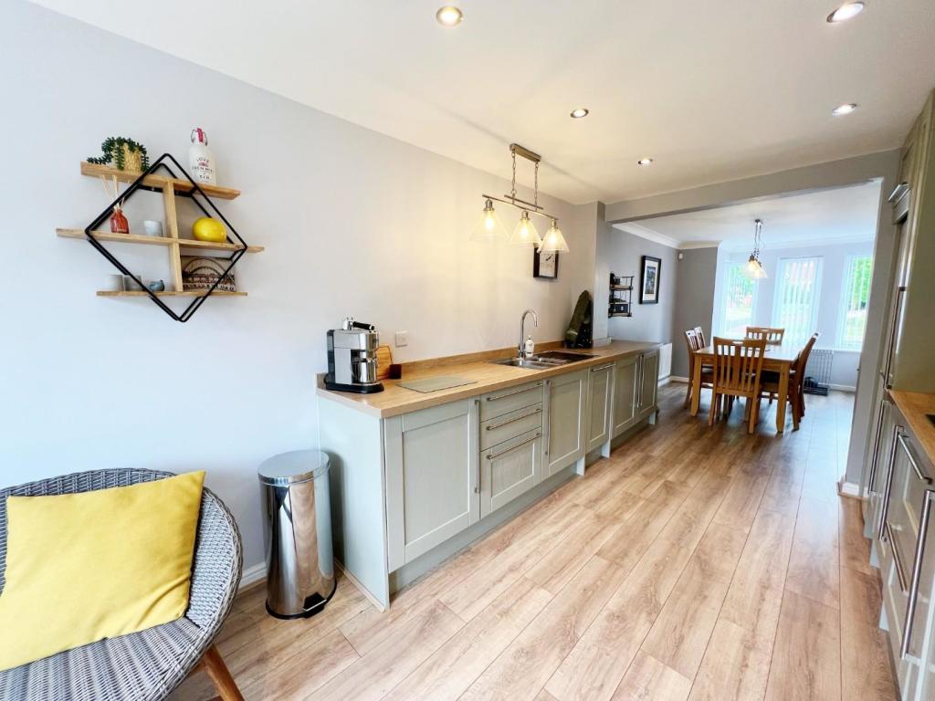 Kitchen 7.jpg