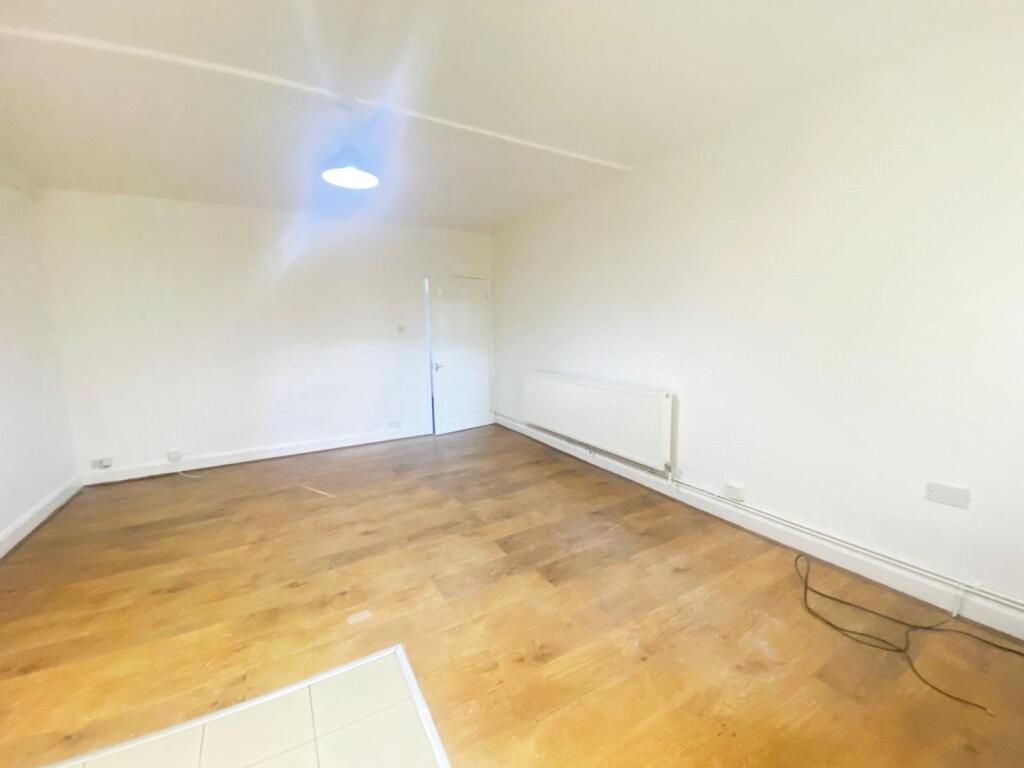 Kitchen/Diner/Lounge